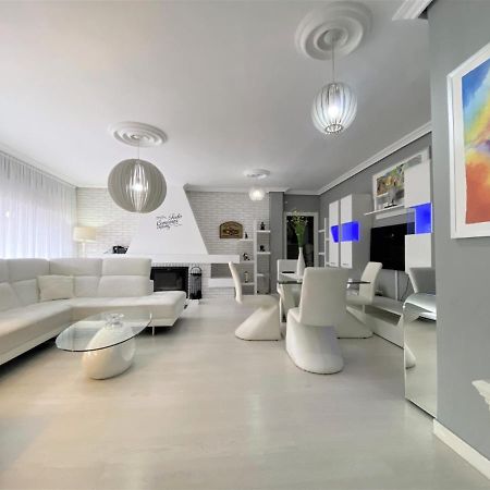 Apartament Atico Lujo Llanes Zewnętrze zdjęcie