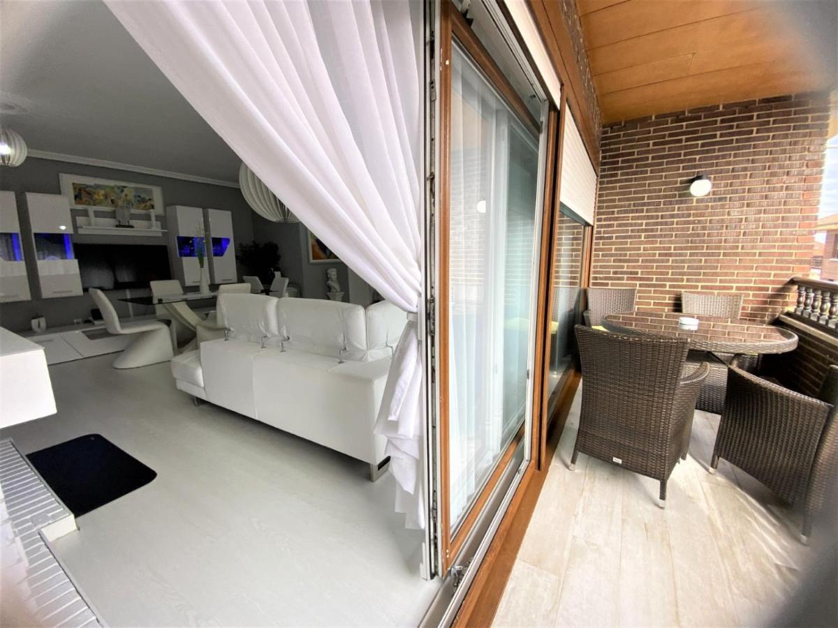 Apartament Atico Lujo Llanes Zewnętrze zdjęcie